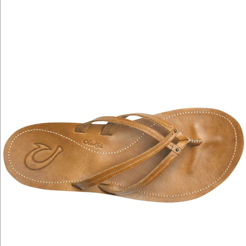 Womens OluKai U’i Sandals. Size 9. Sahara/Sahara color
